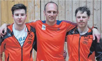  ?? FOTO: PRIVAT ?? Die Erstplatzi­erten beim Jedermann-Swim & Run (von links) Julian Schneider, Clemens Müller und Philipp Ertle.