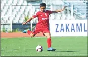  ??  ?? Player in action during an I-League match between Minerva and Aizwal