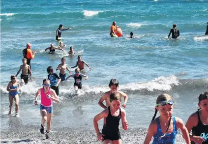  ?? PHOTO: SEAN NUGENT ?? Fun for the kids . . . More than 1000 Wanaka schoolchil­dren compete in the junior challenge each year, and it is part of the school curriculum.