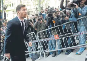  ?? FOTO: MANEL MONTILLA ?? La decisión llegará en un momento delicado a nivel deportivo para Messi