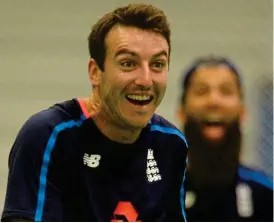  ?? GETTY IMAGES ?? Having fun: Roland-Jones in training at Old Trafford