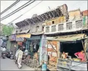  ?? GETTY IMAGES ?? The dilapidate­d Haksar Haveli at Sita Ram Bazar, Chandni Chowk, where Jawaharlal Nehru got married.