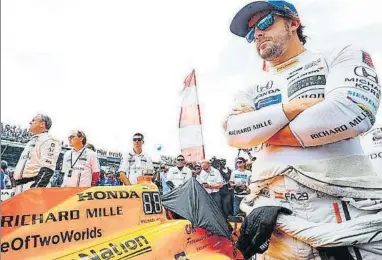  ?? FOTO: ANDRETTI AUTOSPORT ?? Fernando Alonso, en las 500 Millas de Indianápol­is de 2017 junto al equipo Andretti Autosport y McLaren