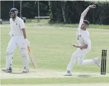  ?? ?? Washington’s Mark Bell bowling against Lanchester.