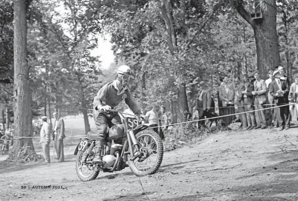  ??  ?? Below: East Anglia's Shrubland Park is where Nick Nicholls captured Derek Rickman on a Dot in 1958.