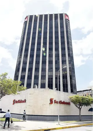  ?? NORMAN GRINDLEY/CHIEF PHOTO EDITOR ?? Scotia Centre, the headquarte­rs of Scotia Group Jamaica near the waterfront in Kingston.