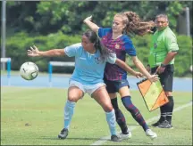  ??  ?? Goleada y presentaci­ón en sociedad. El equipo de Fran Sánchez tardó en marcar el primer gol, pero en cuanto llegó fueron cayendo los demás. El partido fue más que un amistoso. Sirvió para poner un pie en el mercado americano