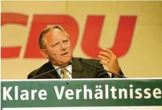  ??  ?? Wolfgang Schäuble hat seiner Partei schon oft gesagt, wo es langgehen muss – hier 1990 bei einem Auftritt in Thüringen.