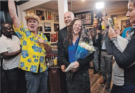  ?? IAN STEWART SPECIAL TO THE WATERLOO REGION RECORD ?? Belinda Karahalios arrives at her victory party at the Argyle Arms after being elected MPP for Cambridge on Thursday.