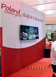  ?? Photos by Yu Xiangjun ?? The Polish food booth at the first CIIE on November 8, 2018.