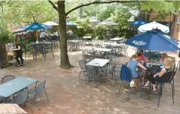  ?? STAFF FILE PHOTOS ?? Reynolds Tavern features outdoor dining under cover of shade in downtown Annapolis.