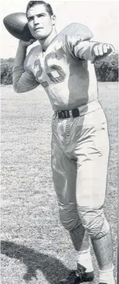  ?? Express-News file photo ?? Harlandale’s Tobin Rote won titles in the old Southwest Conference, NFL, American Football League and Canadian Football League. He was with the NFL in 1958, right.