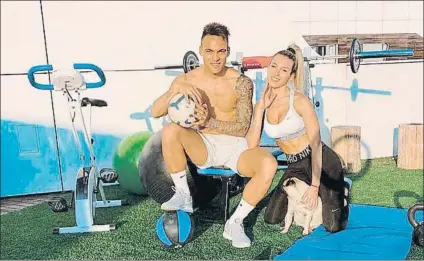  ?? FOTO: INSTAGRAM ?? Lautaro Martínez colgó una foto tras hacer ejercicios con bici estática y pesas con su pareja, Agustina, en su casa de Milán