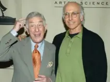  ?? STEPHEN SHUGERMAN/GETTY IMAGES ?? Shelley Berman played Larry David’s father in Curb Your Enthusiasm.