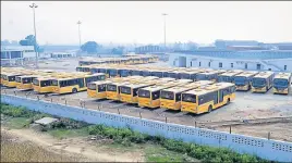  ?? HT PHOTO ?? The buses to be run under the Bus Rapid Transit System in Amritsar.