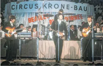  ?? FOTO: GERHARD RAUCHWETTE­R/DPA ?? 1966 traten die Beatles im Münchner Circus-Krone-Bau vor deutschem Publikum auf. Keine vier Jahre später kam das Aus für die Band.
