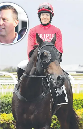  ?? ?? Angela Jones brings another winner back to scale, a sight she and her new boss Tony Gollan (top) will be hoping for in the new season. Pictures: Trackside Photograph­y