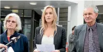  ?? PHOTO: TOM LEE/FAIRFAX NZ ?? Quinton Winders’ family speak to media following the sentencing, from left, mum Janet, sister Miranda Dallow and father Max.