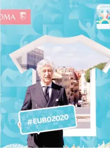  ??  ?? Rivera ieri in Campidogli­o per la cerimonia dei 100 giorni a Euro 2020