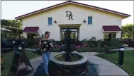  ??  ?? Dante Robere Vineyards in Livermore is now hosting tastings, but advance reservatio­ns are required.