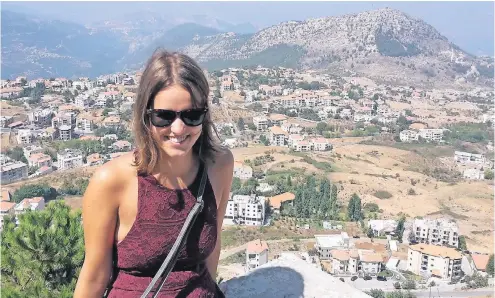  ?? FOTO: FEDERICO DE BLASI/DPA ?? Linda Grothuesma­nn hat einen Famulaturp­latz im Libanon bekommen. Hier besucht sie die Stadt Harissa.