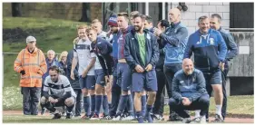  ?? Pic: Daniel Haswell ?? TENSION
USP players and management during penalties