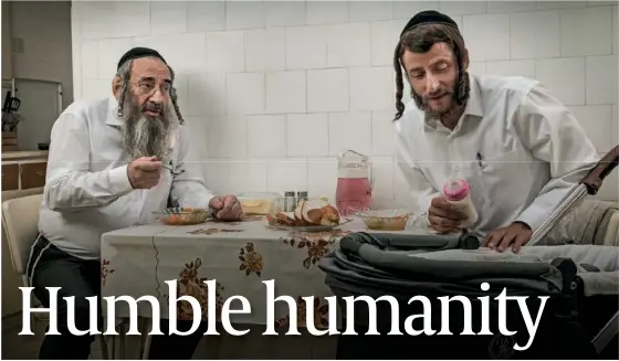  ?? PHOTO: NETFLIX ?? Drama is generated not at full volume as in other shows about father and sons but in near silence
Doval’e Glickman and Michael Aloni as Shulem and Akiva Shtisel