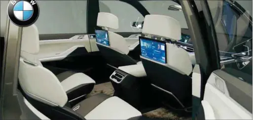  ??  ?? BMW X7 iPerforman­ce interior