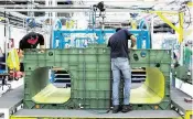  ?? ALEX FLYNN Bloomberg News ?? Employees work on an assembly line at the Boeing Defense, Space & Security facility in St. Louis. Regulators began studying Boeing’s safety culture in March 2023.