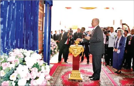  ?? SUPPLIED ?? King Norodom Sihamoni (centre) inaugurate­s the Heart Surgery Centre II – named Kantha Bopha-Sihamoni Monineath – at Kantha Bopha I Children’s Hospital in Phnom Penh on Thursday.