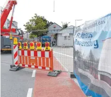  ?? FOTO: FELIX KÄSTLE ?? Am Montag wurde mit den Bauarbeite­n für das Radhaus in Ravensburg begonnen.