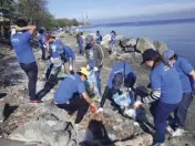  ??  ?? Coastal clean-up drives aspire volunteers to change personal habits.