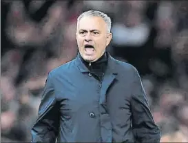  ?? FOTO: EFE ?? José Mourinho, ex entrenador del Real Madrid podría volver al Bernabéu