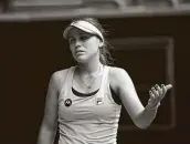  ?? William West / Getty Images ?? American Sofia Kenin shows displeasur­e with a call in her second-round loss to Estonia’s Kaia Kanepi.