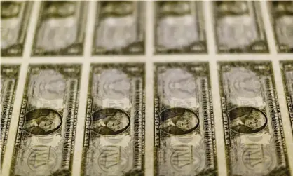  ??  ?? The US dollar is in first place by a wide margin, followed by the euro, the yen and the pound.Photograph: Gary Cameron/Reuters