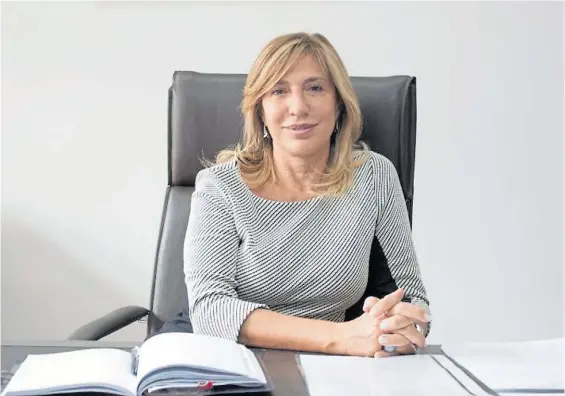  ??  ?? Responsabl­e. La nueva presidenta del Consejo de la Magistratu­ra porteño, Marcela Basterra, responde políticame­nte a Horacio Rodríguez Larreta.