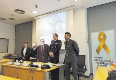  ?? ?? Lapeña, Lomba, García Tirado, Barcelona y Cerro, en la presentaci­ón de los datos de amenazas a médicos en Zaragoza.