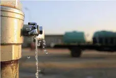  ?? /Thapelo Morebudi ?? Bop till you drop: The 2023 Blue Drop report found Johannesbu­rg Water to be among the best water service entities for quality water supply.