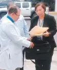  ?? FOTO: CORTESIA RCV ?? Cristina Rodríguez junto con otros médicos en el CNA.