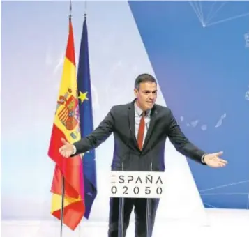  ??  ?? Pedro Sánchez, durante la exposición de su plan para 2050