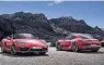  ?? FOTO: PORSCHE AG ?? Porsches Mittelmoto­r-Modell weist als Boxster (links) und als Cayman die wenigsten Mängel auf.