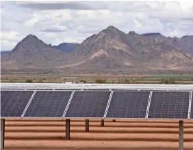  ?? JOHN SAMORA/USA TODAY NETWORK ?? A solar project at the State Route 85 Landfill will help Phoenix reach its target of 15 percent of renewable power by 2025.