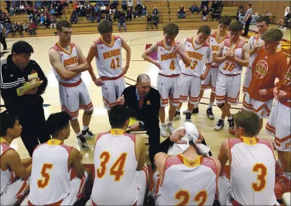  ?? MONTEREY HERALD FILE ?? Pacific Grove coach Dan Powers, shown here in 2017, says a lot more informatio­n needs to come from state high school sports and health officials before a decision can be made on resuming indoor sports such as basketball.