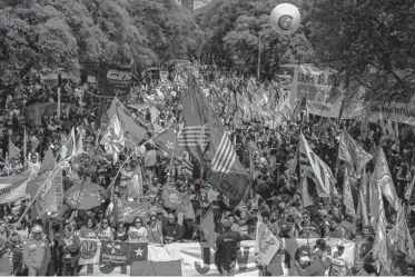  ??  ?? CONVENCIDO. “No puede haber democracia con tanta injusticia y con esa manera de repartir los recursos”, afirmó.