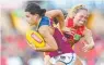  ??  ?? ONLINE NOW goldcoastb­ulletin.com.au 10 MOMENTS THAT DEFINED THE GAME