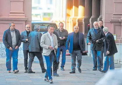  ?? MAXI FAILLA ?? Los jefes. Dirigentes de la central sindical, la semana pasada en la Casa Rosada.