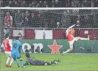  ?? FOTO: GETTY ?? Cech (Arsenal) aguantó seis partidos sin recibir un tanto