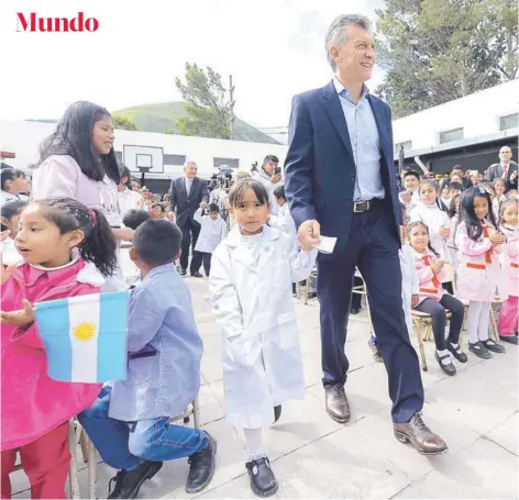  ?? FOTO: PRESIDENCI­A ARGENTINA ?? Mauricio Macri inaugura el año escolar en la localidad de Volcán, Jujuy, el lunes pasado.
