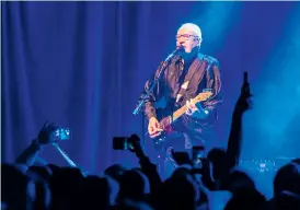  ?? BILD: CHRISTIAN FLODIN/ARKIV ?? Ulf Dageby och Nationalte­aterns rockorkest­er återvänder till Halmstad och Tylösand. 2018 delade de scen på Solgården med Wilmer X, och till sommaren är det dags igen.