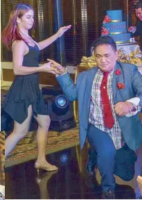  ??  ?? Miriam Legarda dancing with Tony Boy dela Rea Raul and Cora Pablo